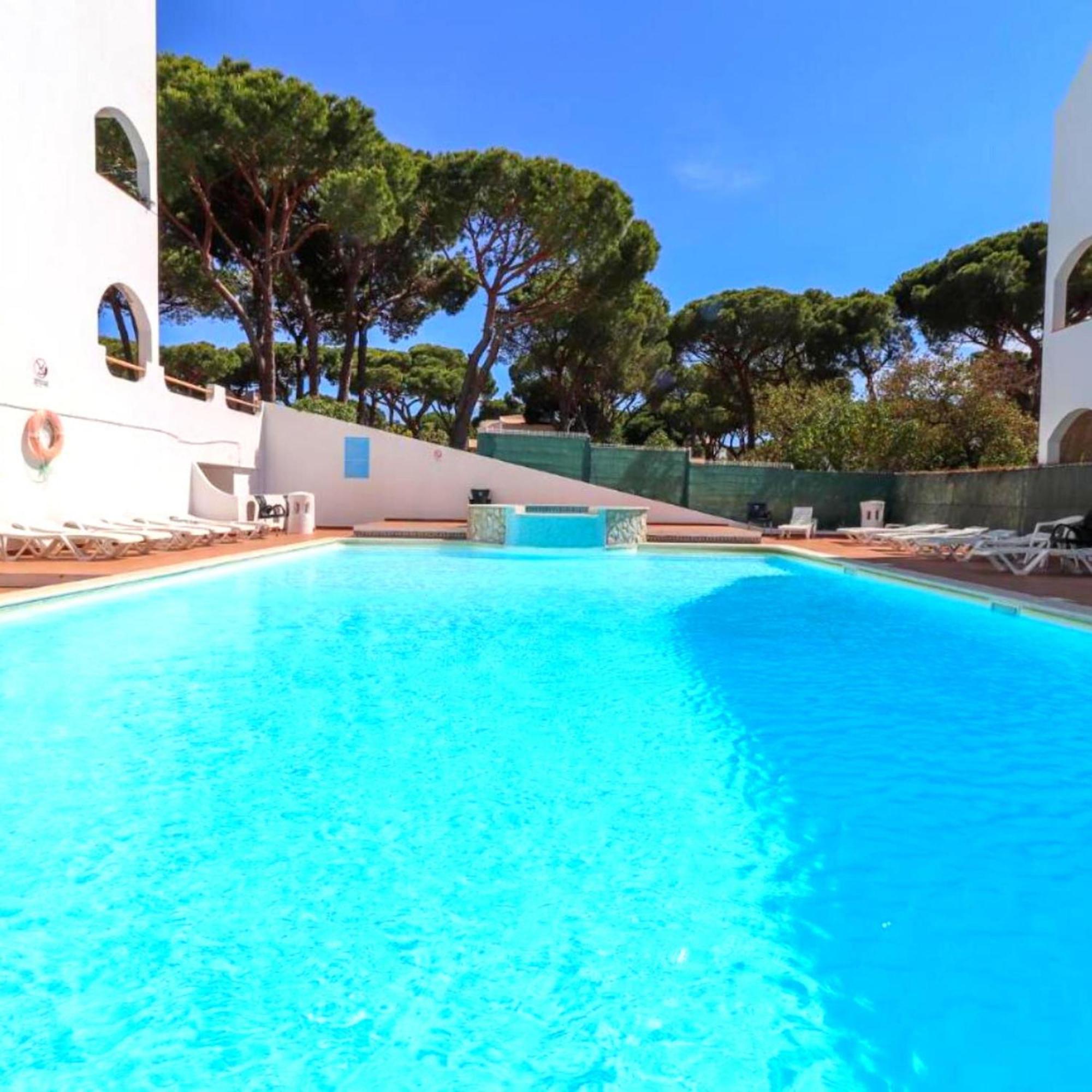 Casa Falesia T2 - Garden View - 5 Min From The Beach - Wifi Olhos de Agua  Exterior foto